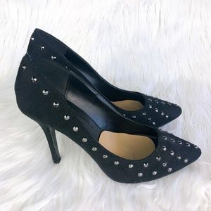 🌹Black Studded Pointed Toe Heels 👠